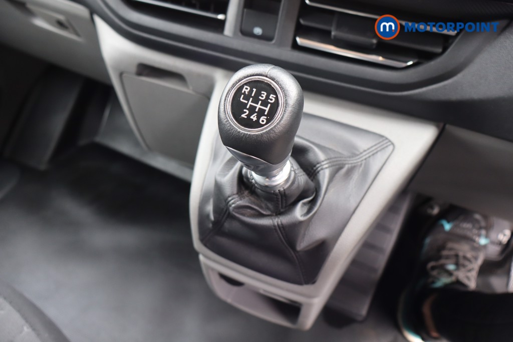 Ford Transit Custom Limited Manual Diesel Panel Van - Stock Number (1569972) - 6th supplementary image