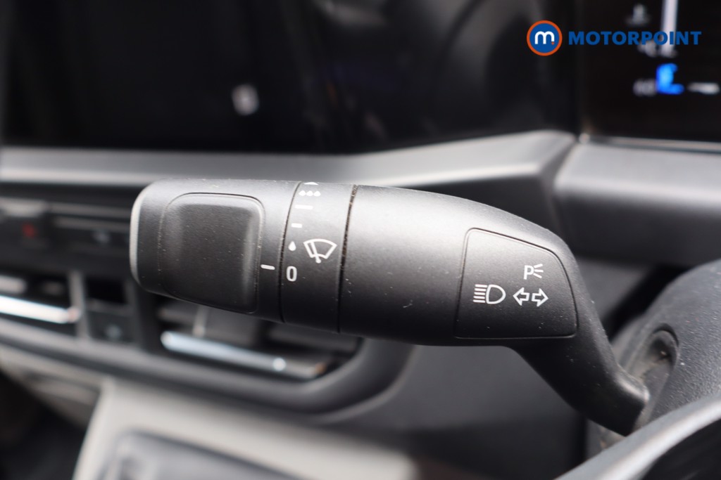 Ford Transit Custom Limited Manual Diesel Panel Van - Stock Number (1569972) - 8th supplementary image
