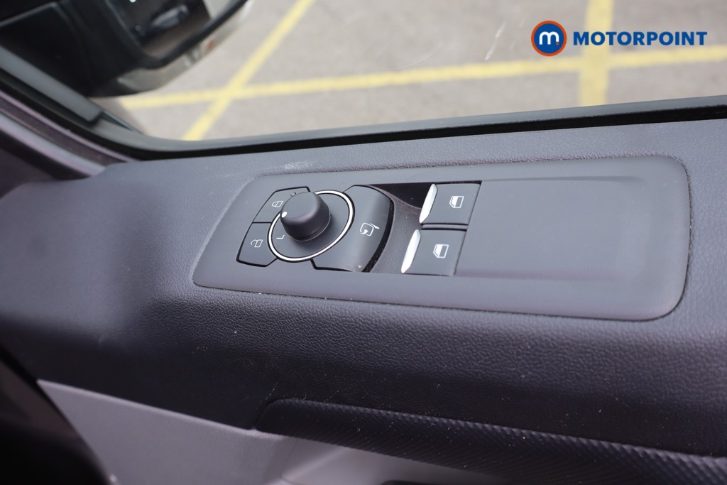 Ford Transit Custom Limited Manual Diesel Panel Van - Stock Number (1569972) - 13th supplementary image