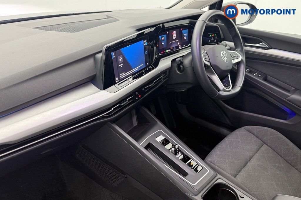 Volkswagen Golf Life Automatic Diesel Hatchback - Stock Number (1570128) - 17th supplementary image