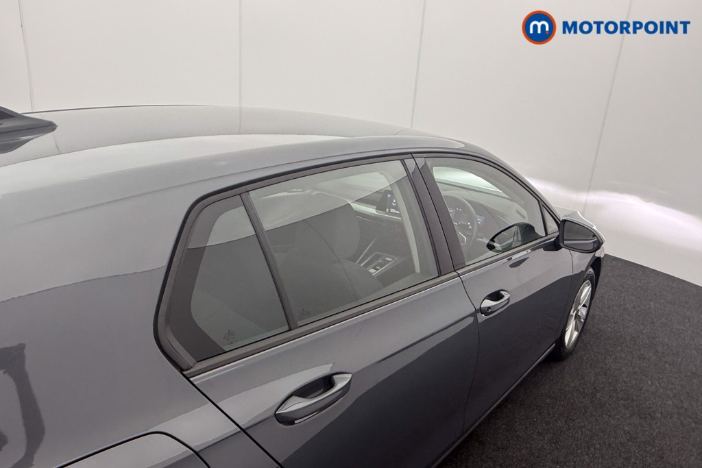 Volkswagen Golf Life Automatic Diesel Hatchback - Stock Number (1570128) - 25th supplementary image