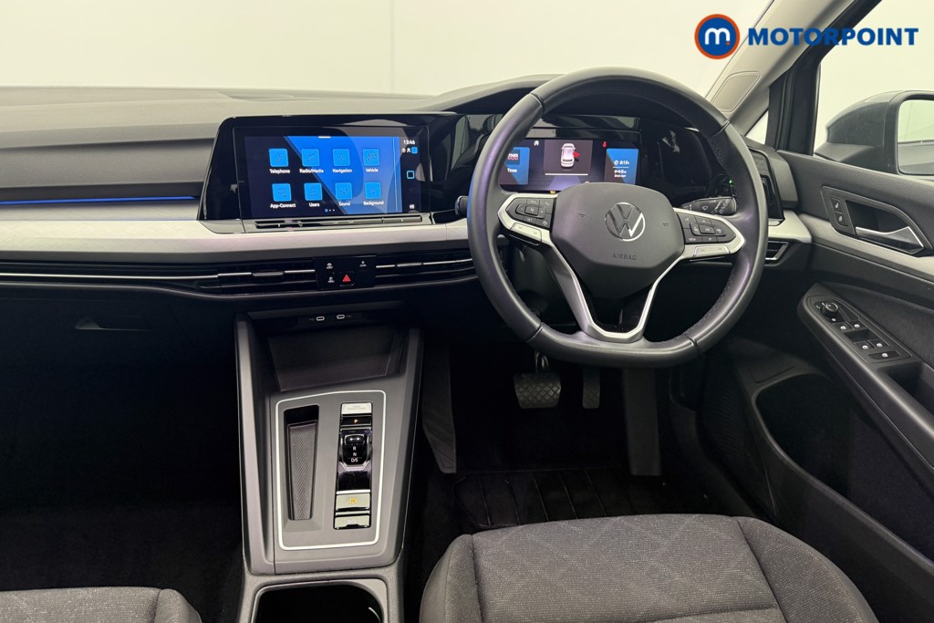 Volkswagen Golf Life Automatic Diesel Hatchback - Stock Number (1570128) - 1st supplementary image