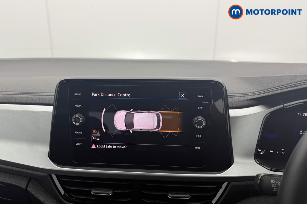 Volkswagen T-Roc Life Manual Petrol SUV - Stock Number (1570151) - 9th supplementary image
