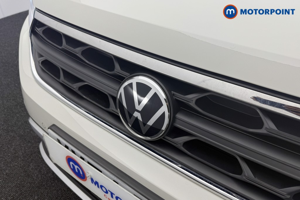Volkswagen T-Roc Life Manual Petrol SUV - Stock Number (1570151) - 17th supplementary image