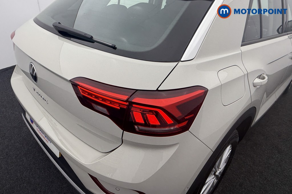 Volkswagen T-Roc Life Manual Petrol SUV - Stock Number (1570151) - 22nd supplementary image