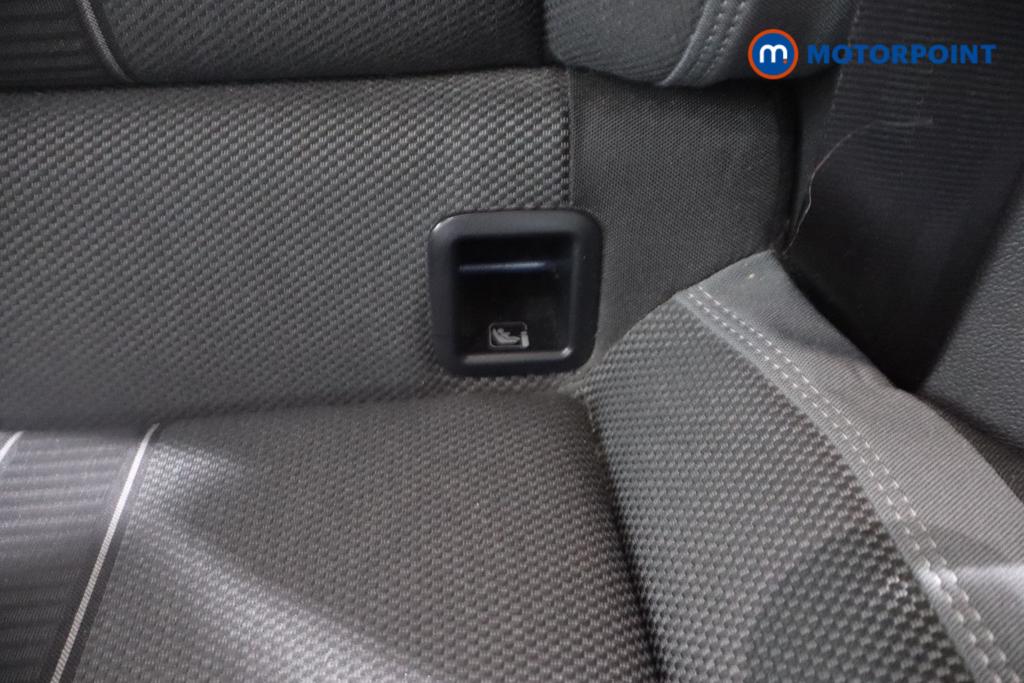 Volkswagen Polo SEL Manual Petrol Hatchback - Stock Number (1570321) - 19th supplementary image