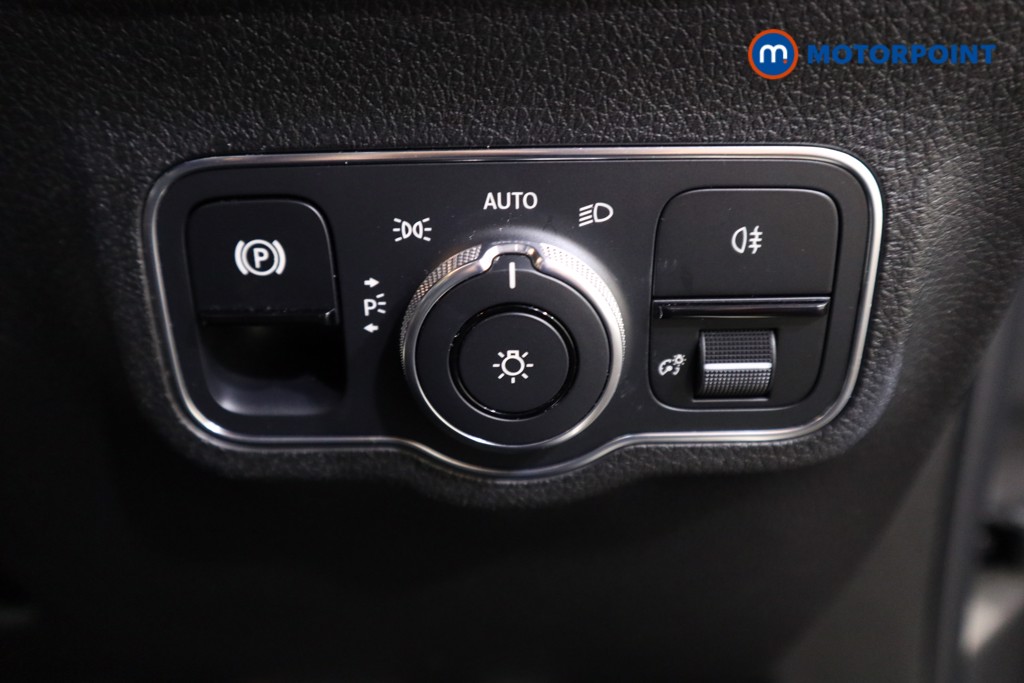 Mercedes-Benz GLB Amg Line Automatic Diesel SUV - Stock Number (1570579) - 9th supplementary image