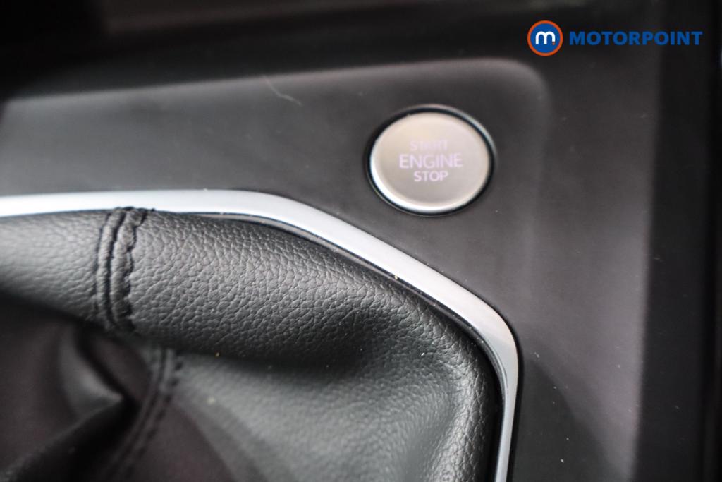Volkswagen Golf Life Manual Petrol Hatchback - Stock Number (1570714) - 7th supplementary image