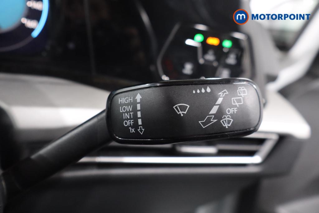 Volkswagen Golf Life Manual Petrol Hatchback - Stock Number (1570714) - 14th supplementary image