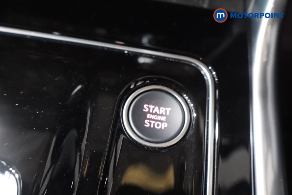 Jaguar XE R-Dynamic Se Black Automatic Diesel Saloon - Stock Number (1570797) - 8th supplementary image
