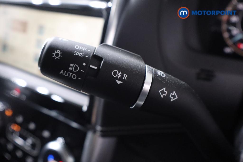 Jaguar XE R-Dynamic Se Black Automatic Diesel Saloon - Stock Number (1570797) - 12th supplementary image