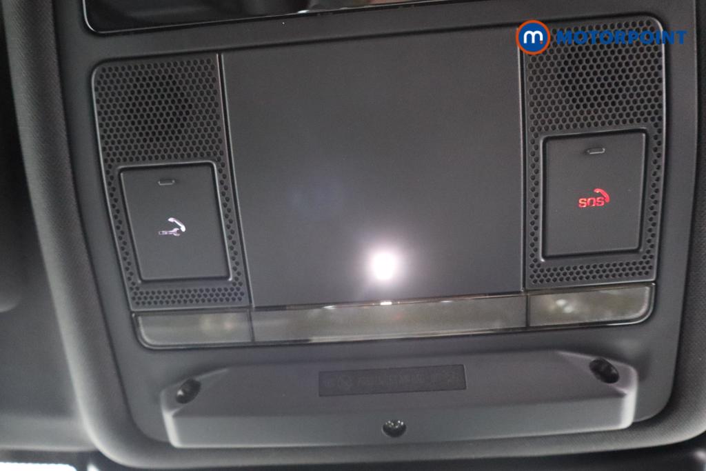 Jaguar XE R-Dynamic Se Black Automatic Diesel Saloon - Stock Number (1570797) - 17th supplementary image