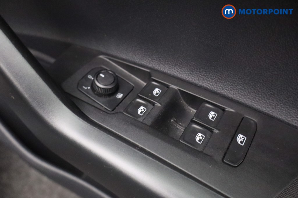 Volkswagen Polo Match Manual Petrol Hatchback - Stock Number (1570831) - 16th supplementary image
