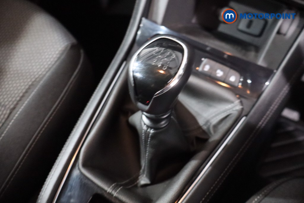 Vauxhall Grandland X SE Manual Petrol SUV - Stock Number (1571051) - 14th supplementary image