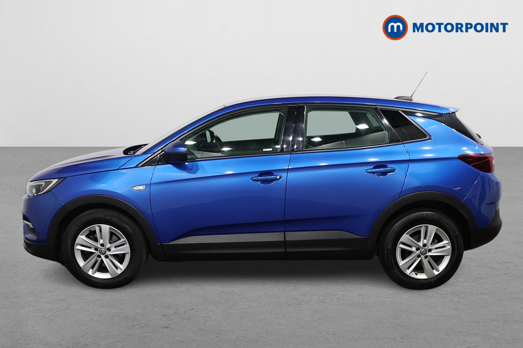 Vauxhall Grandland X SE Manual Petrol SUV - Stock Number (1571051) - Passenger side