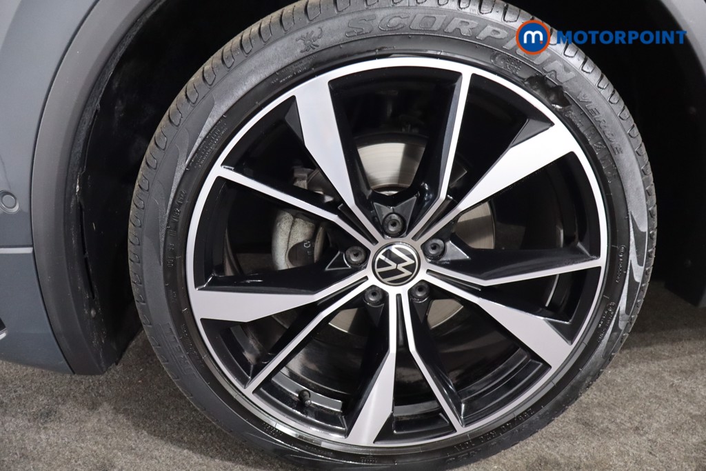 Volkswagen Tiguan R-Line Automatic Petrol SUV - Stock Number (1571126) - 11th supplementary image