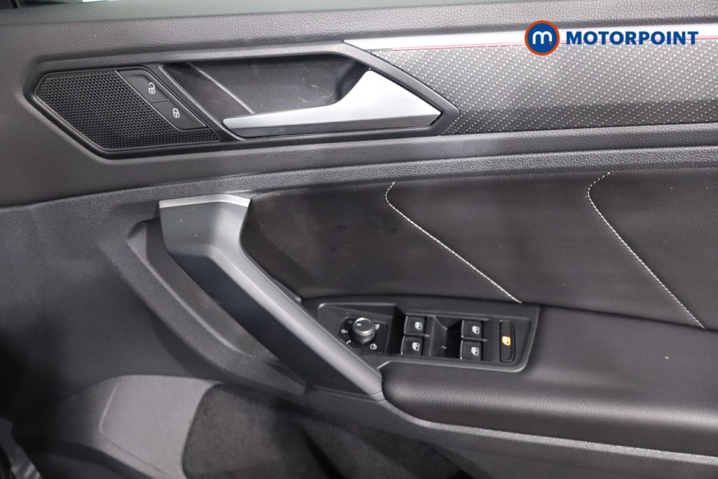 Volkswagen Tiguan R-Line Automatic Petrol SUV - Stock Number (1571126) - 24th supplementary image
