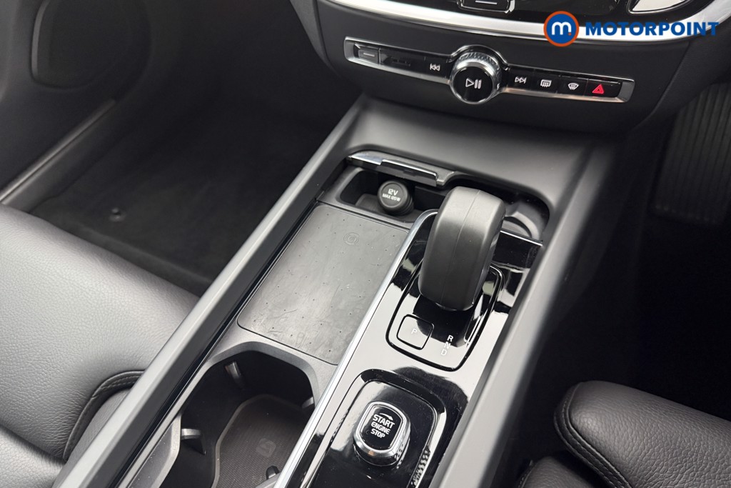 Volvo V60 Plus Automatic Petrol Estate - Stock Number (1571728) - 4th supplementary image
