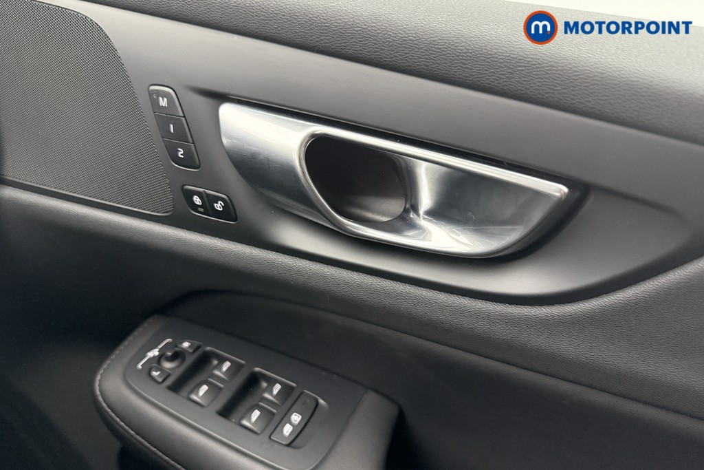 Volvo V60 Plus Automatic Petrol Estate - Stock Number (1571728) - 10th supplementary image