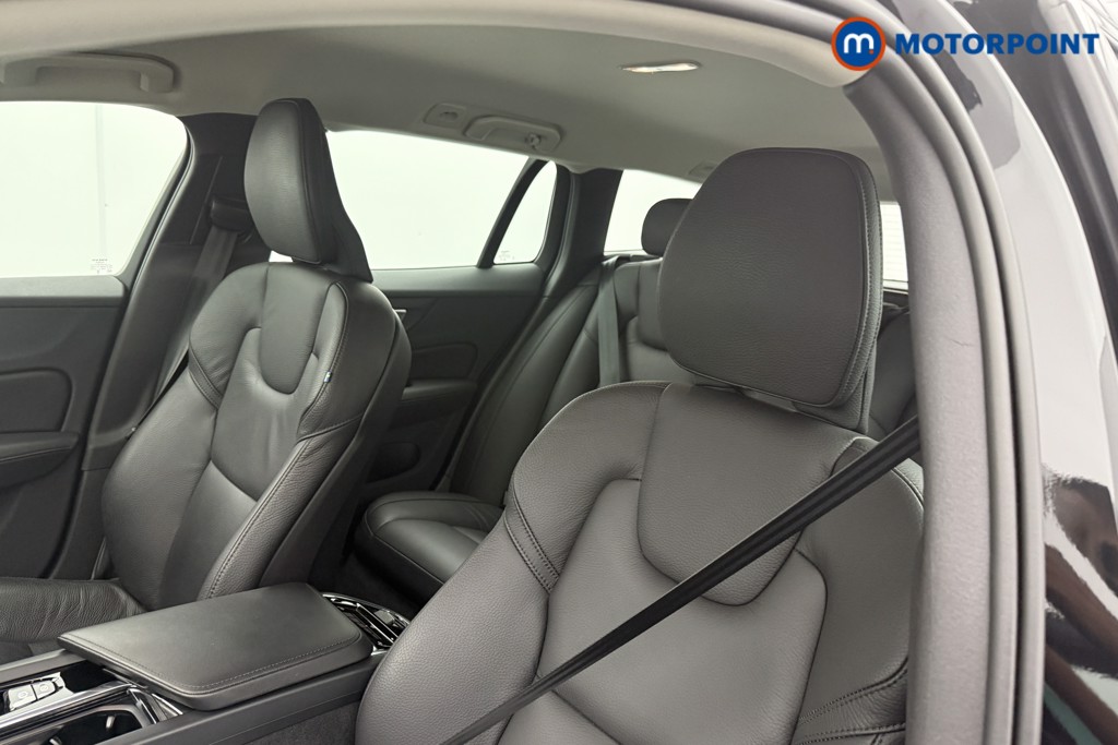 Volvo V60 Plus Automatic Petrol Estate - Stock Number (1571728) - 18th supplementary image