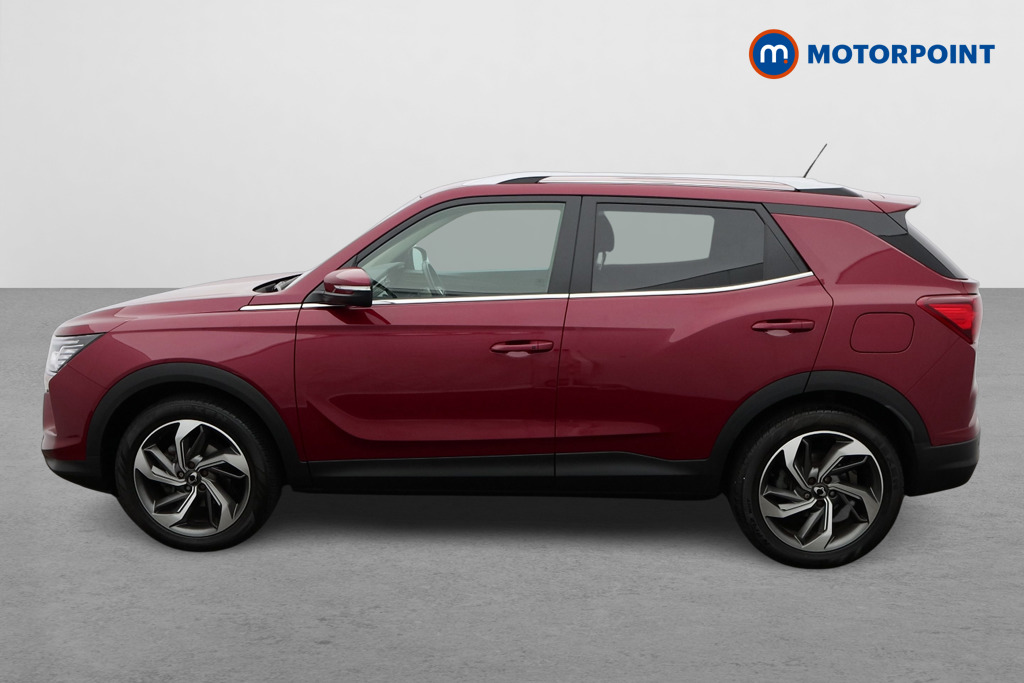 Ssangyong Korando Ultimate Automatic Petrol SUV - Stock Number (1571864) - Passenger side