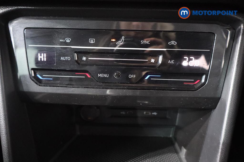 Volkswagen Tiguan Life Manual Petrol SUV - Stock Number (1571876) - 5th supplementary image