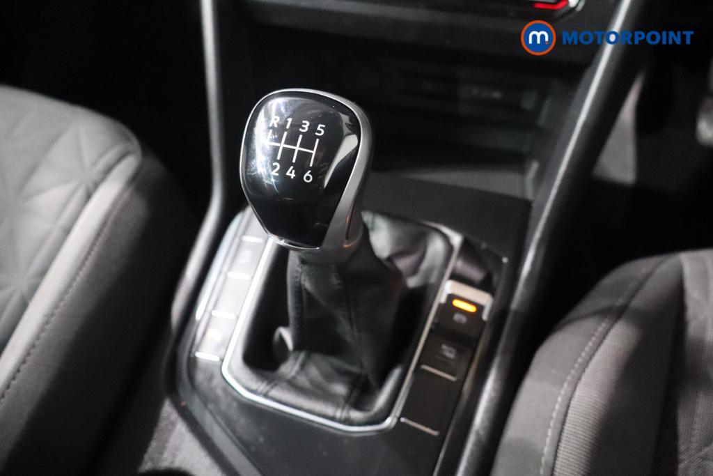 Volkswagen Tiguan Life Manual Petrol SUV - Stock Number (1571876) - 6th supplementary image