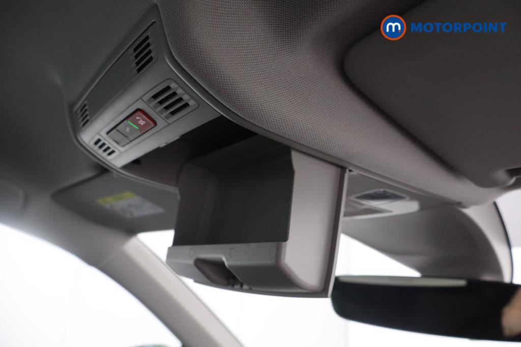Volkswagen Tiguan Life Manual Petrol SUV - Stock Number (1571876) - 15th supplementary image