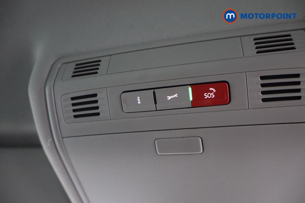 Volkswagen Tiguan Life Manual Petrol SUV - Stock Number (1571876) - 16th supplementary image