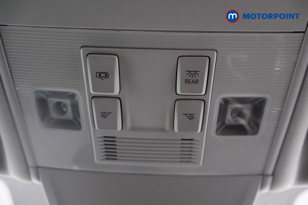 Volkswagen Tiguan Life Manual Petrol SUV - Stock Number (1571876) - 17th supplementary image
