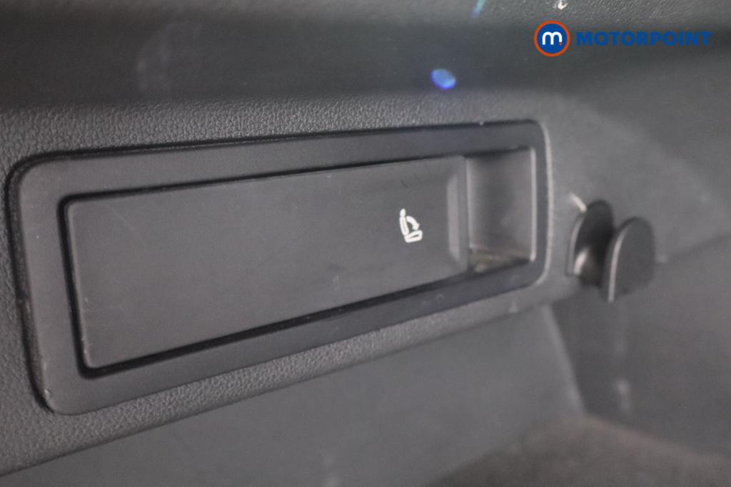 Volkswagen Tiguan Life Manual Petrol SUV - Stock Number (1571876) - 27th supplementary image