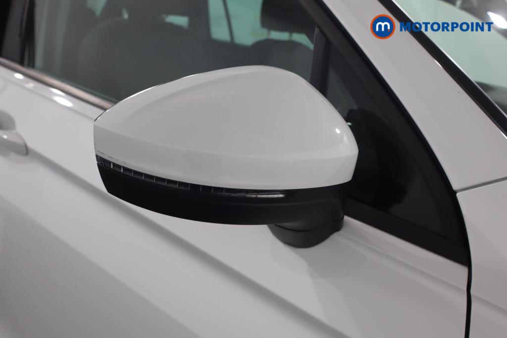 Volkswagen Tiguan Life Manual Petrol SUV - Stock Number (1571876) - 29th supplementary image