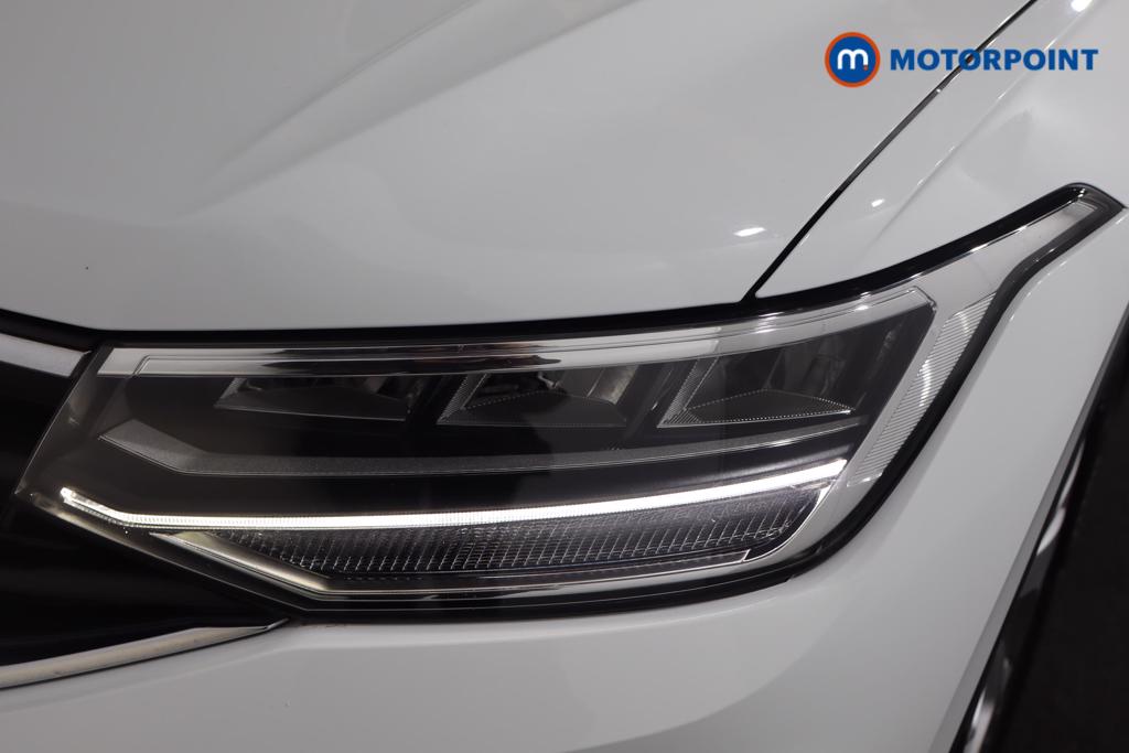 Volkswagen Tiguan Life Manual Petrol SUV - Stock Number (1571876) - 32nd supplementary image