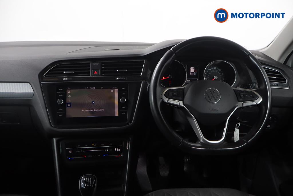 Volkswagen Tiguan Life Manual Petrol SUV - Stock Number (1571876) - 1st supplementary image