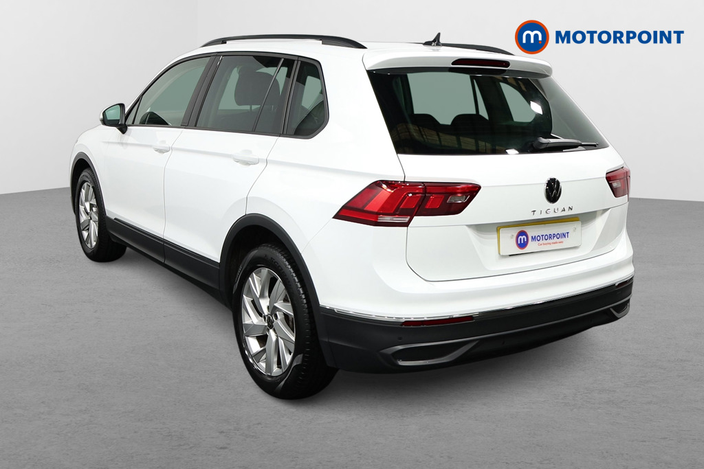 Volkswagen Tiguan Life Manual Petrol SUV - Stock Number (1571876) - Passenger side rear corner