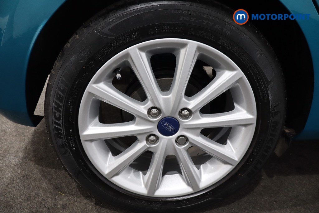 Ford Fiesta Titanium Manual Petrol Hatchback - Stock Number (1572194) - 9th supplementary image