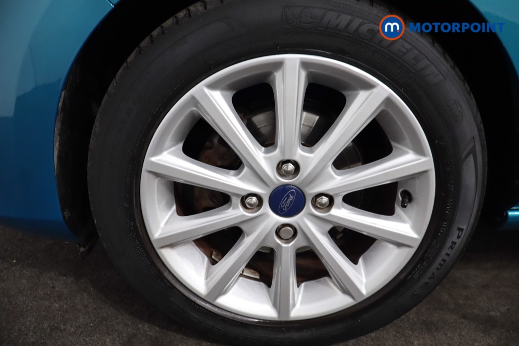 Ford Fiesta Titanium Manual Petrol Hatchback - Stock Number (1572194) - 11th supplementary image