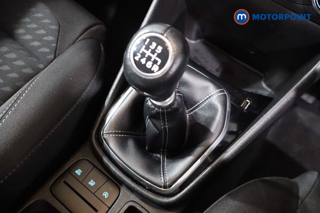 Ford Fiesta Titanium Manual Petrol Hatchback - Stock Number (1572194) - 14th supplementary image
