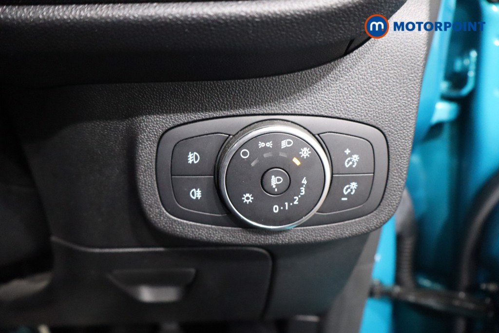 Ford Fiesta Titanium Manual Petrol Hatchback - Stock Number (1572194) - 17th supplementary image