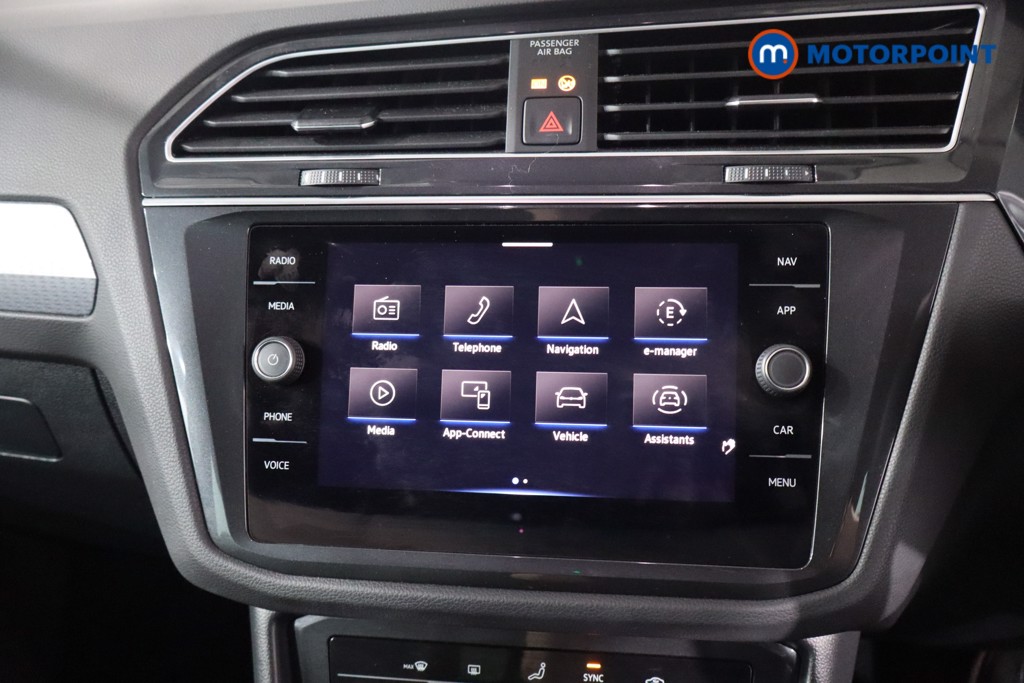 Volkswagen Tiguan Life Automatic Petrol Plug-In Hybrid SUV - Stock Number (1572323) - 16th supplementary image