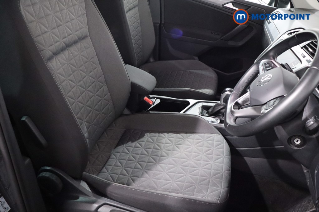 Volkswagen Tiguan Life Automatic Petrol Plug-In Hybrid SUV - Stock Number (1572323) - 25th supplementary image