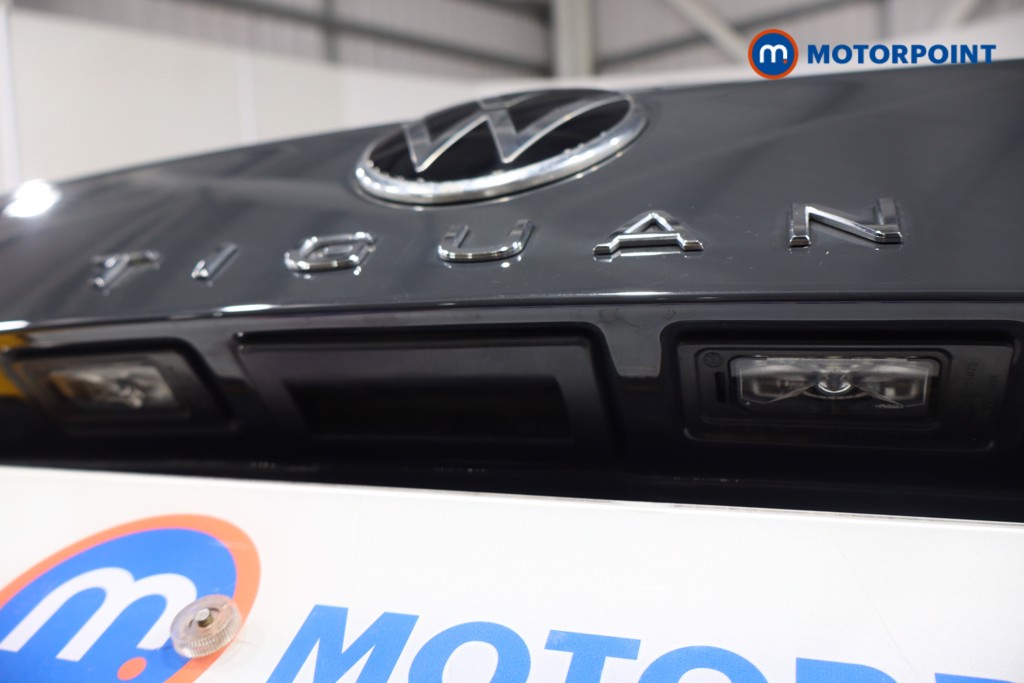 Volkswagen Tiguan Life Automatic Petrol Plug-In Hybrid SUV - Stock Number (1572323) - 36th supplementary image