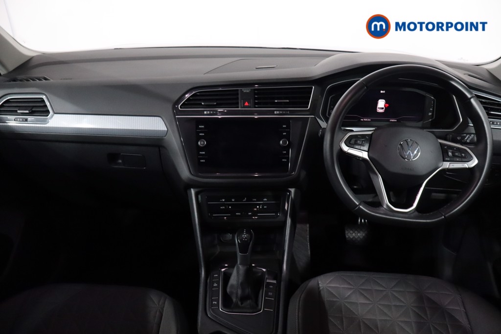 Volkswagen Tiguan Life Automatic Petrol Plug-In Hybrid SUV - Stock Number (1572323) - 1st supplementary image