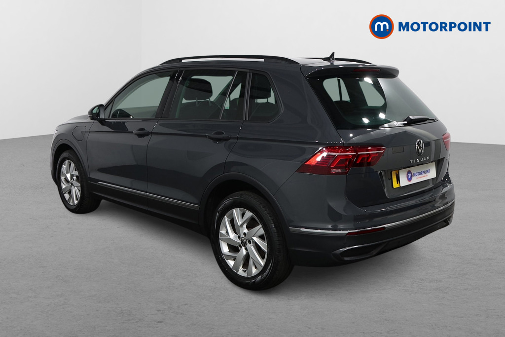 Volkswagen Tiguan Life Automatic Petrol Plug-In Hybrid SUV - Stock Number (1572323) - Passenger side rear corner