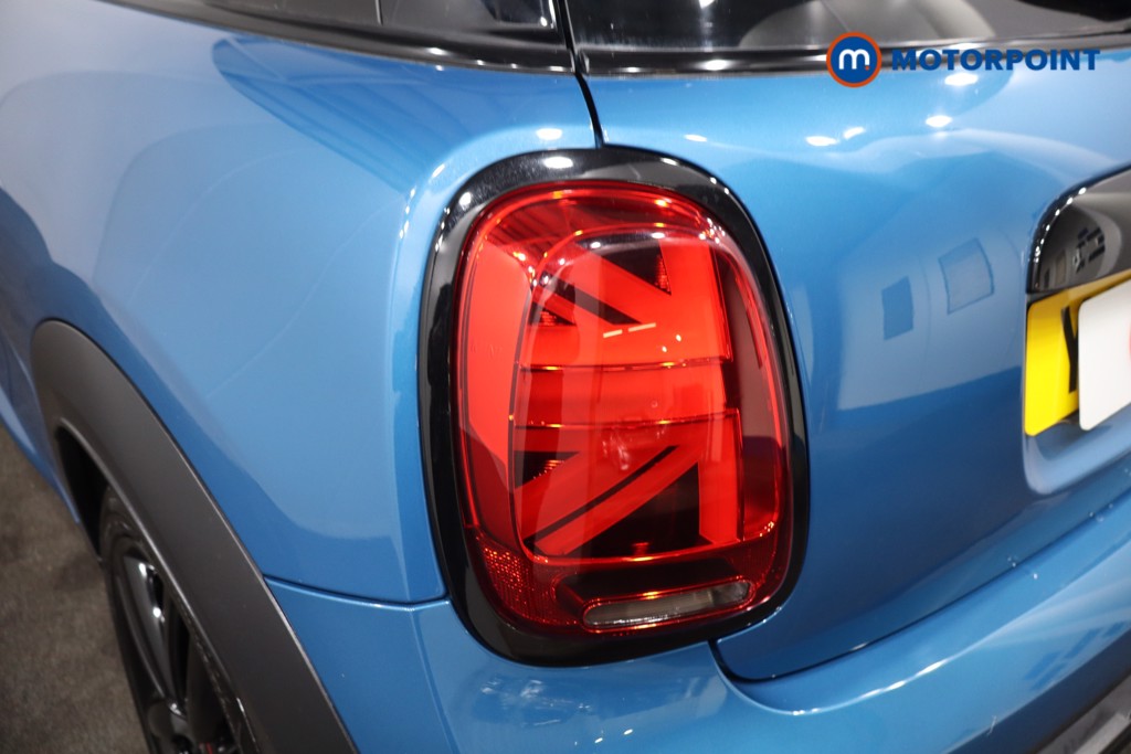 Mini Hatchback Cooper S Sport Automatic Petrol Hatchback - Stock Number (1572429) - 33rd supplementary image