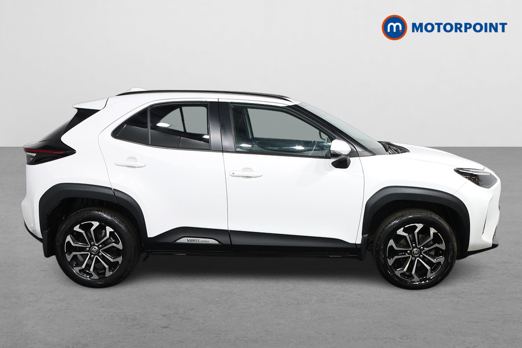 Toyota Yaris Cross Design Automatic Petrol-Electric Hybrid Estate - Stock Number (1572454) - Drivers side