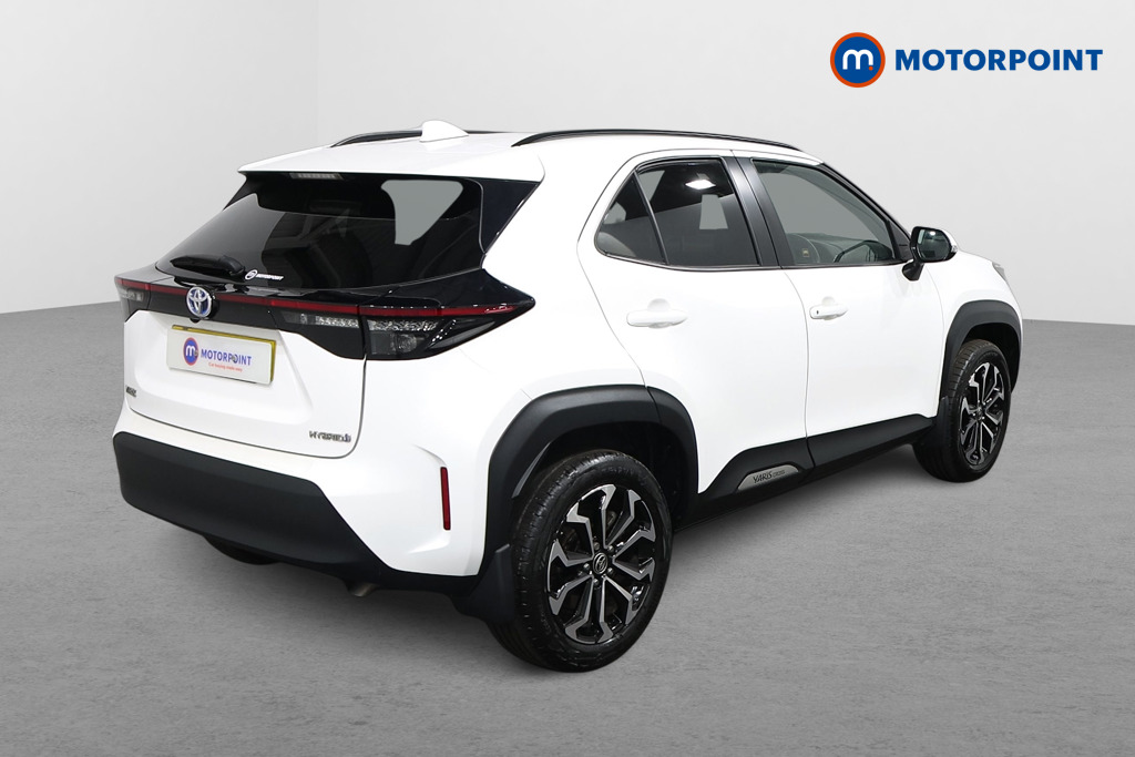 Toyota Yaris Cross Design Automatic Petrol-Electric Hybrid Estate - Stock Number (1572454) - Drivers side rear corner