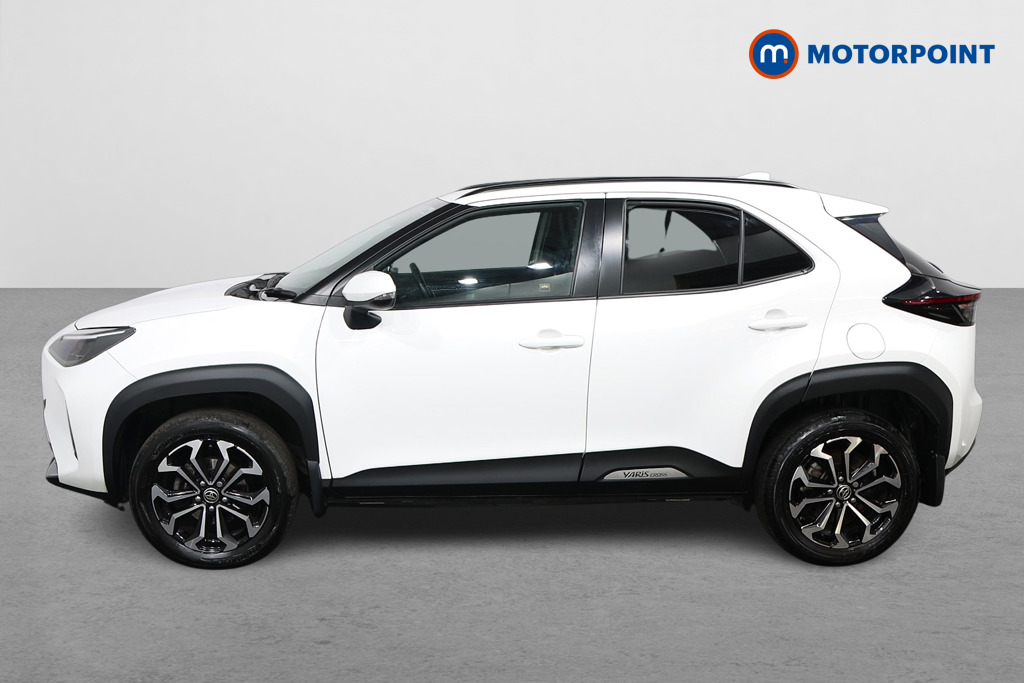 Toyota Yaris Cross Design Automatic Petrol-Electric Hybrid Estate - Stock Number (1572454) - Passenger side