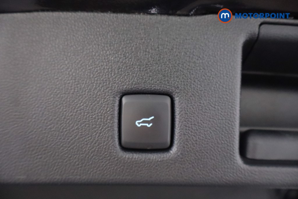 Ford Kuga Vignale Automatic Petrol-Electric Hybrid SUV - Stock Number (1572521) - 41st supplementary image