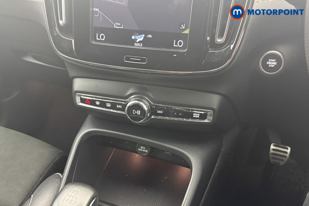 Volvo Xc40 R Design Manual Petrol SUV - Stock Number (1555072) - 4th supplementary image